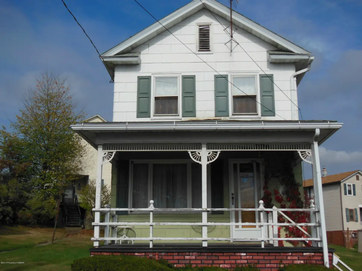 8 CHARLES Street, Nanticoke in Nanticoke