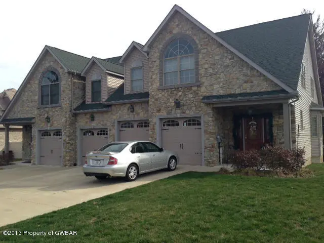 991 SUNRISE Drive, Pittston in Pittston