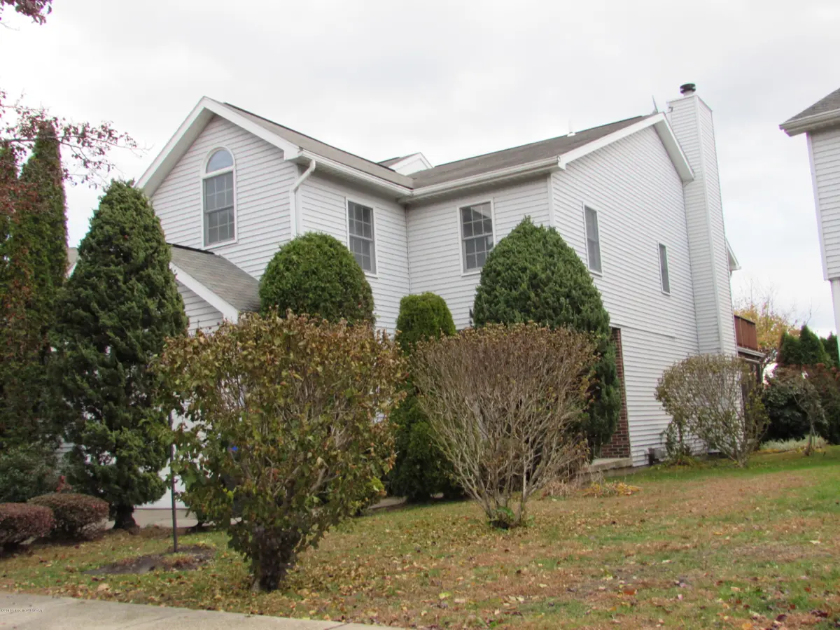 55 Grandville Drive, Swoyersville in Swoyersville