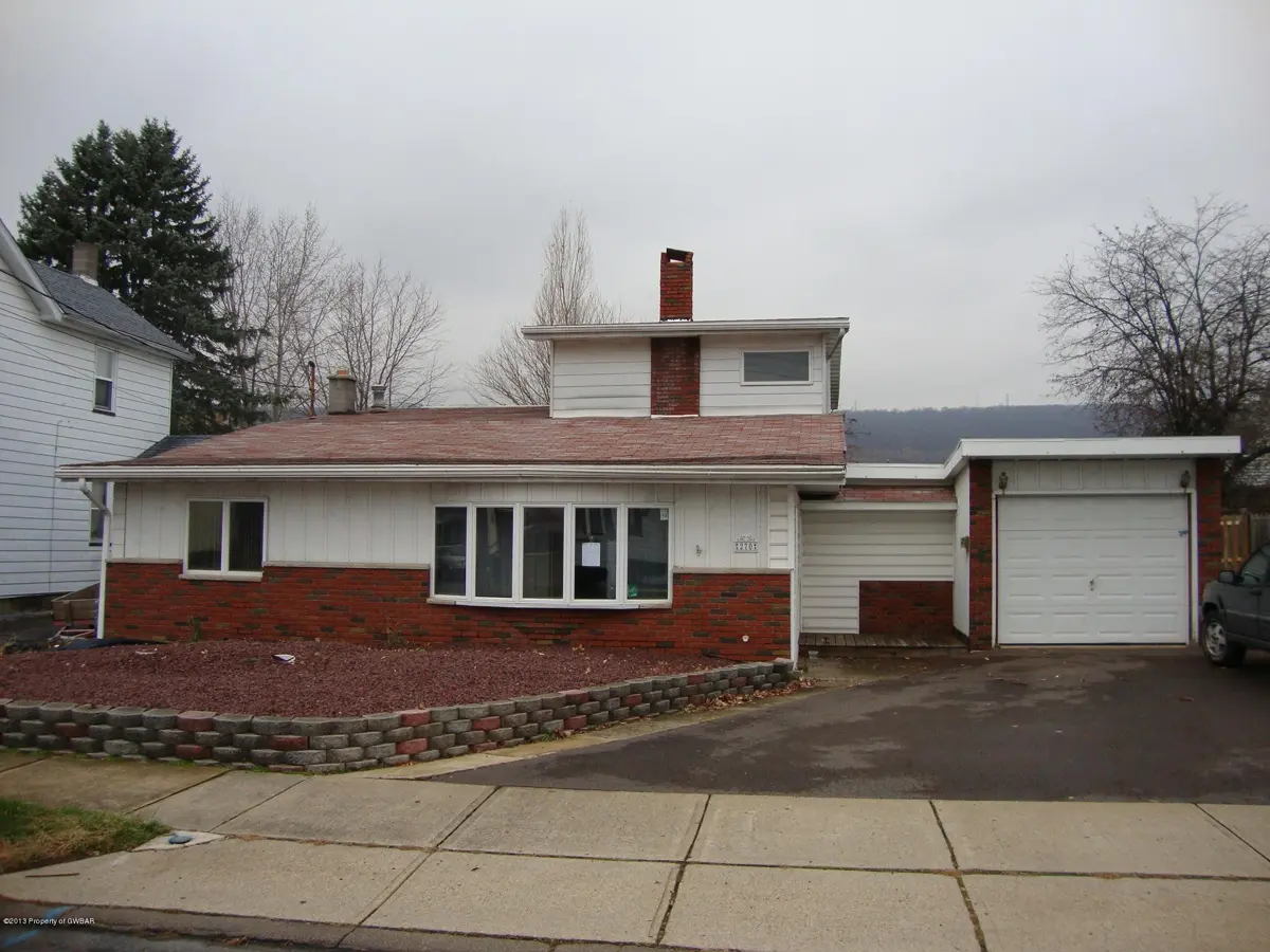 270 Watkins Street, Swoyersville in Swoyersville