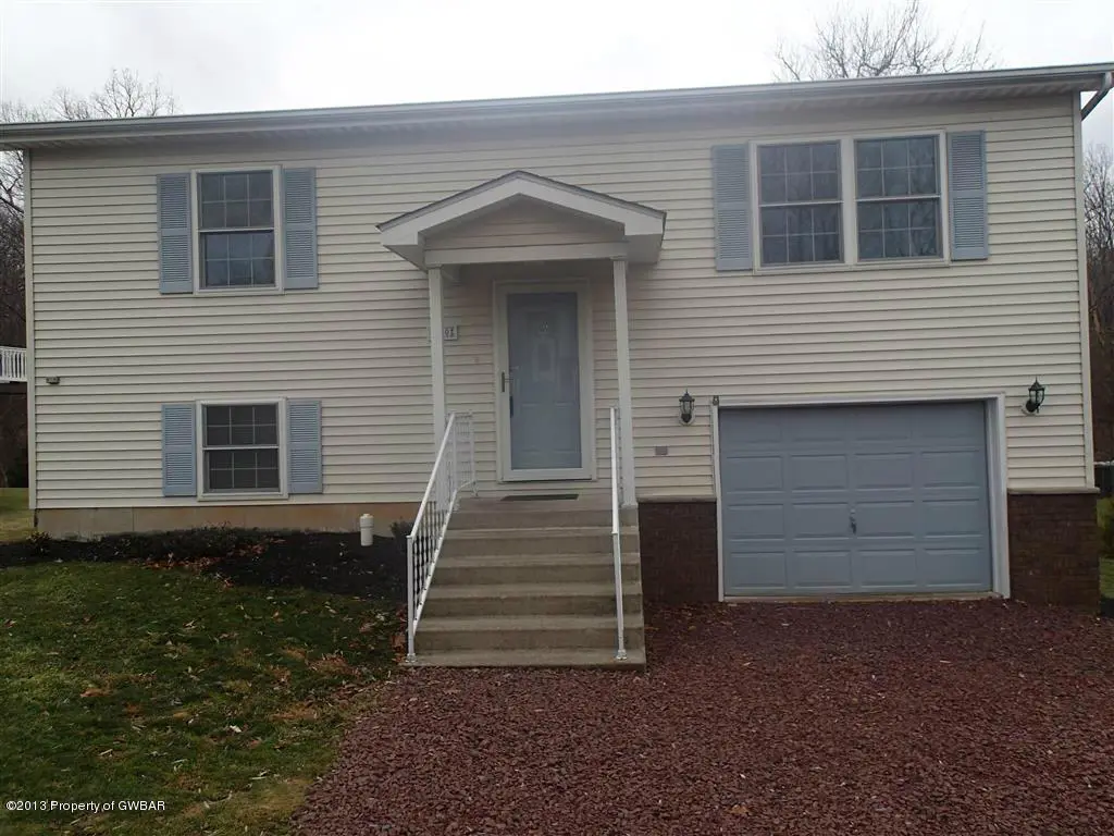 120 Brookfield Way, Mountain Top in Mountain Top