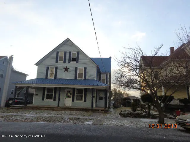 1413 1413A 1415 1415A Pine Street, Berwick in Berwick