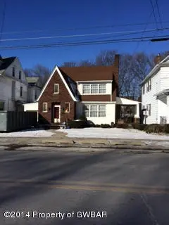 221 S MAIN Street, Pittston in Pittston