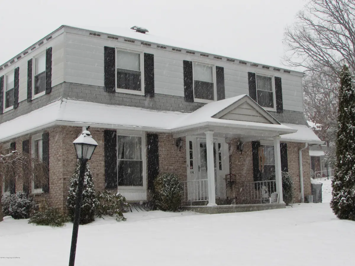 126 HAVERFORD Drive, Laflin in Laflin