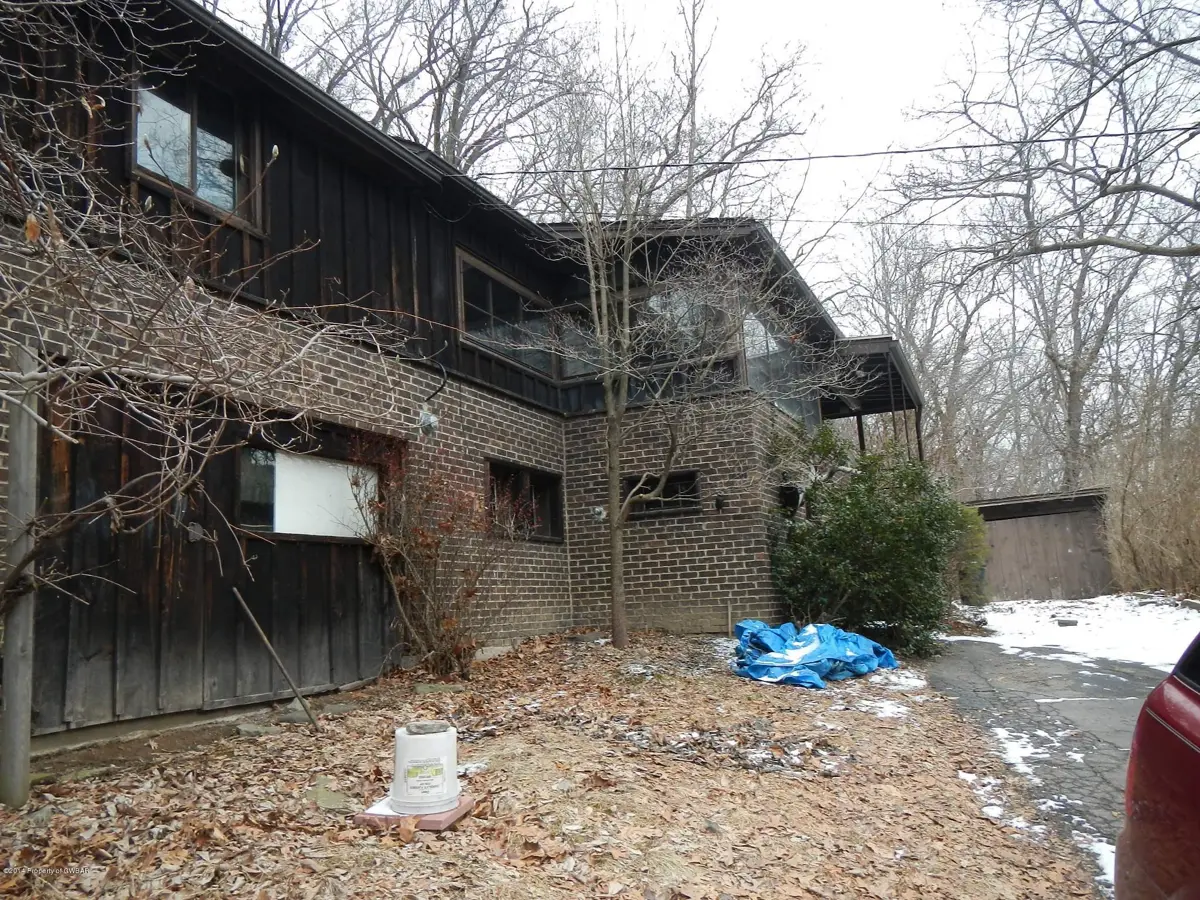 165 SR11, Hunlock Creek in Hunlock Creek