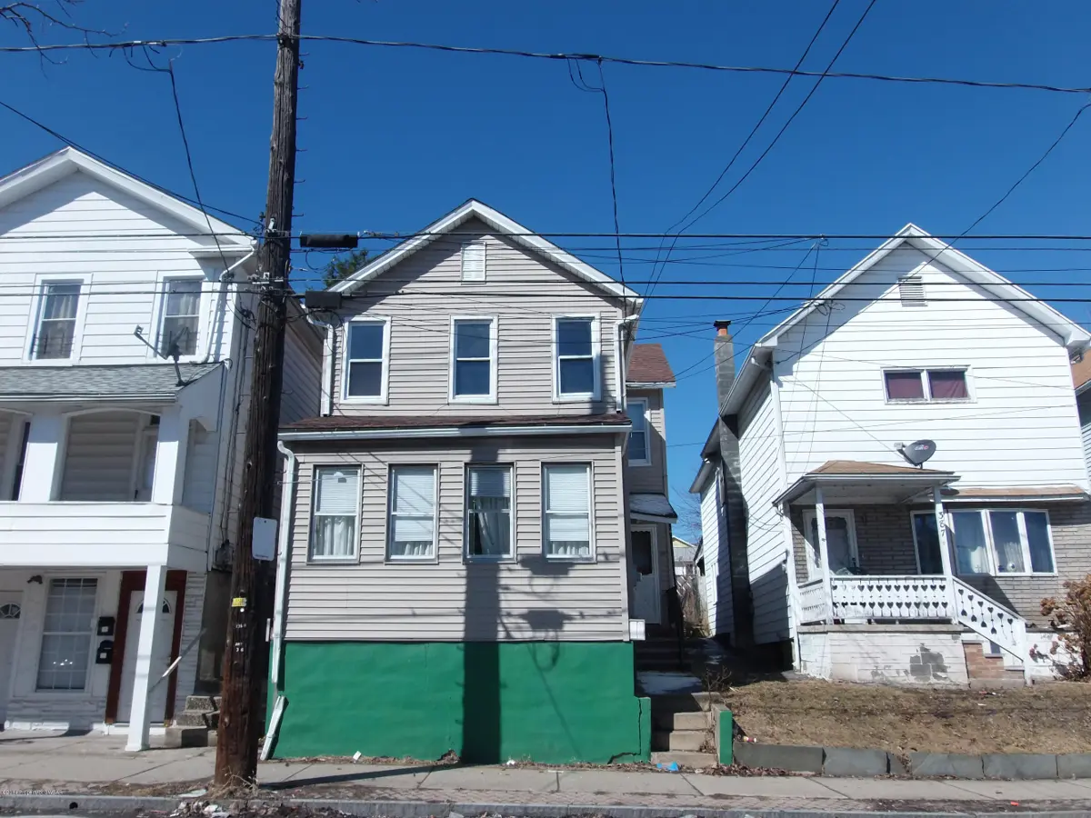 389 HAZLE, Wilkes-Barre in Wilkes-Barre