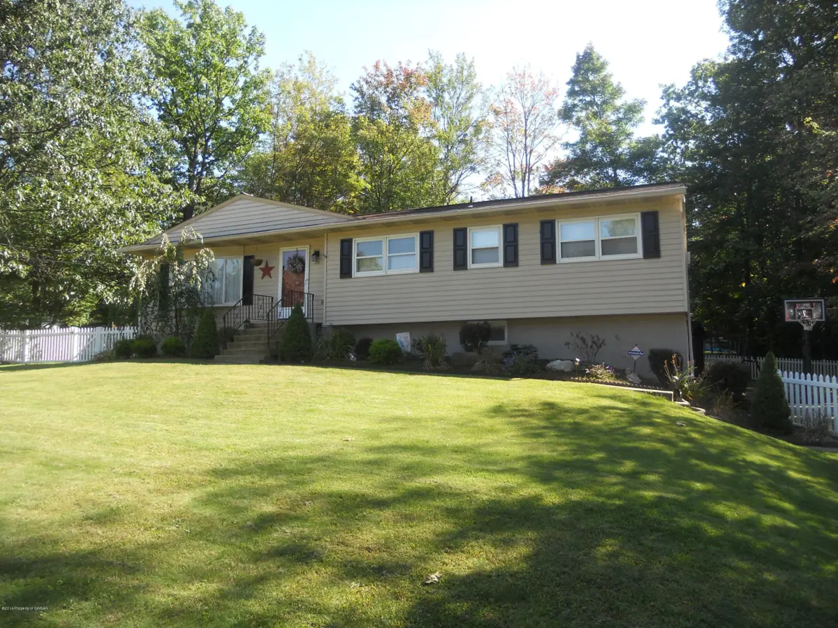 23 GREENWOOD Drive, Mountain Top in Mountain Top
