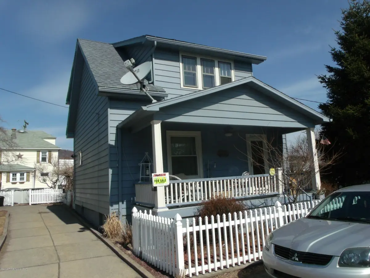 325 Powell Street, Plymouth in Plymouth