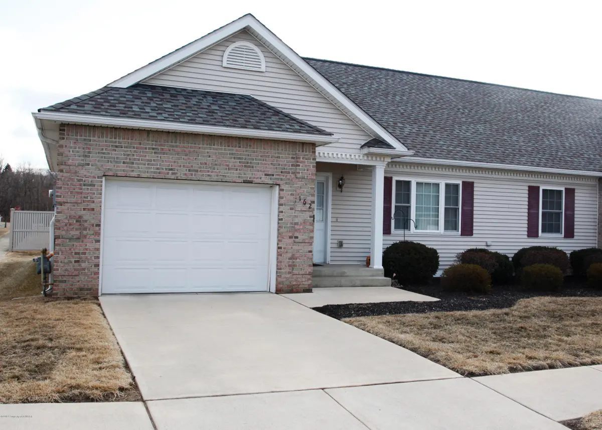 162 CLEAR SPRING Court, West Pittston in West Pittston