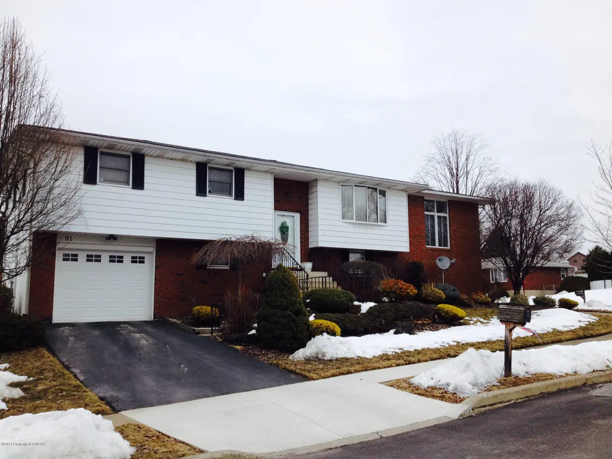 81 Wilcox Drive, Wilkes-Barre in Wilkes-Barre
