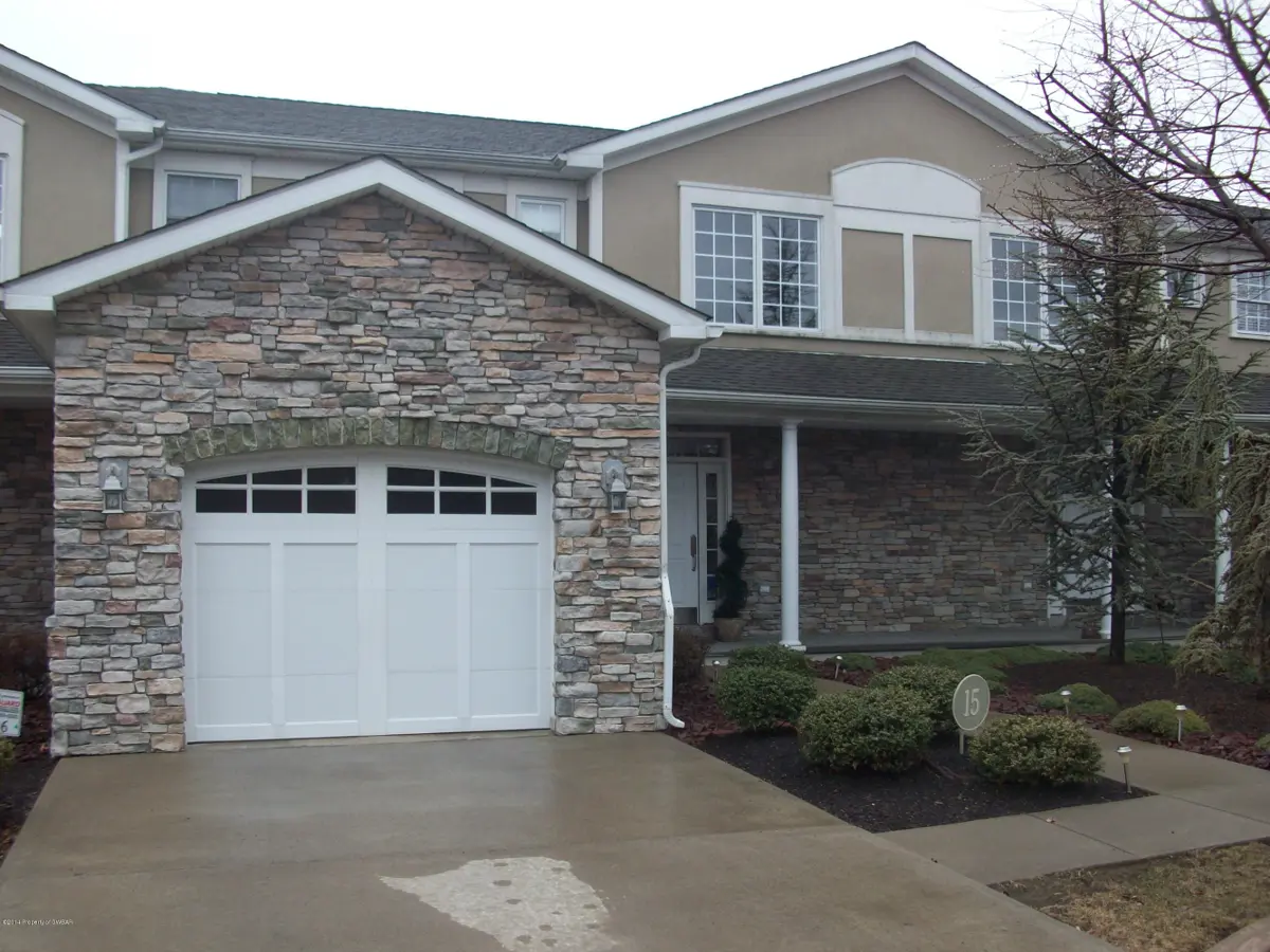 15 Insignia Drive, Jenkins Township in Jenkins Township