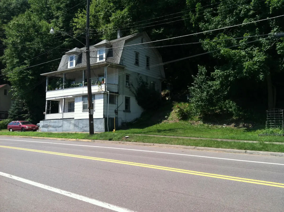102 S MAIN Street, Shickshinny in Shickshinny
