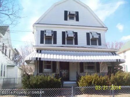 88 S MAIN Street, Plains in Plains