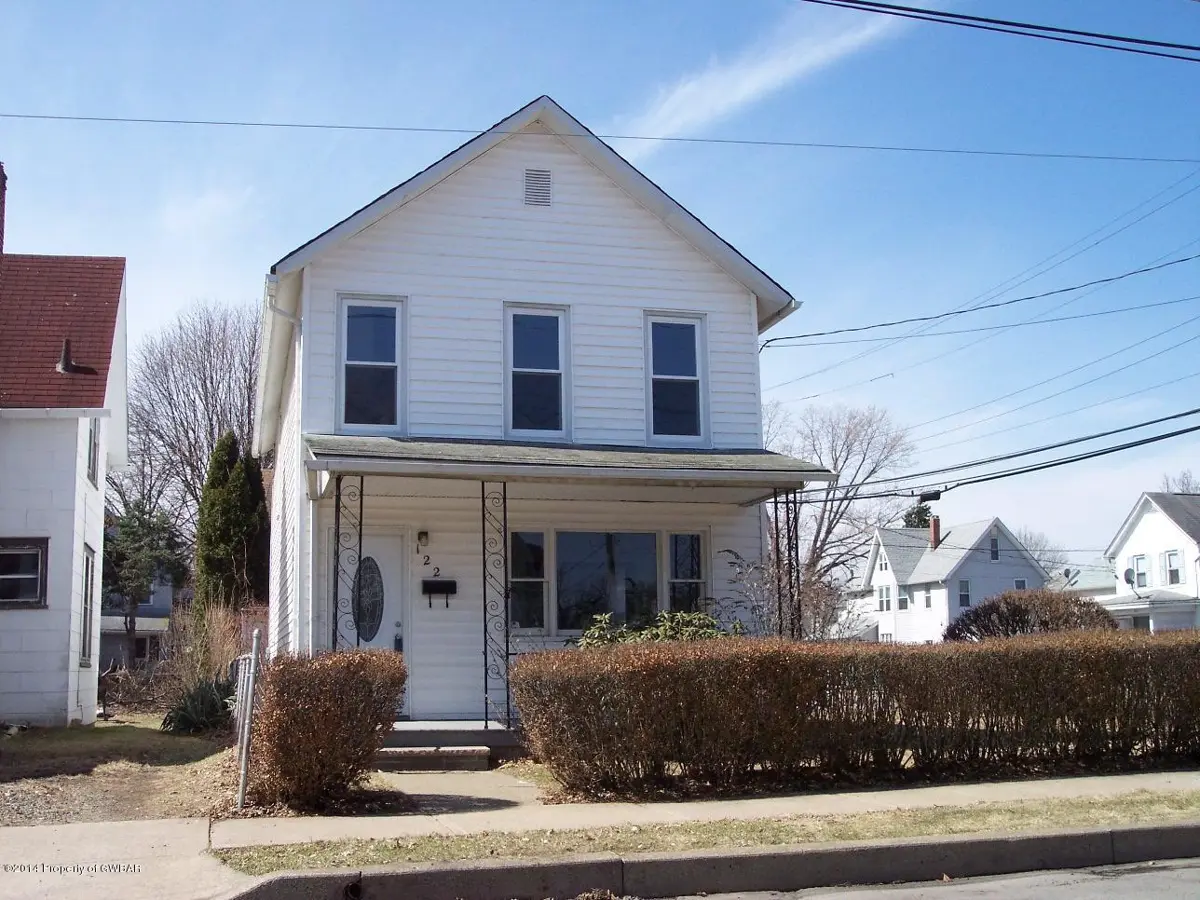 122 Sharpe Street, Kingston in Kingston