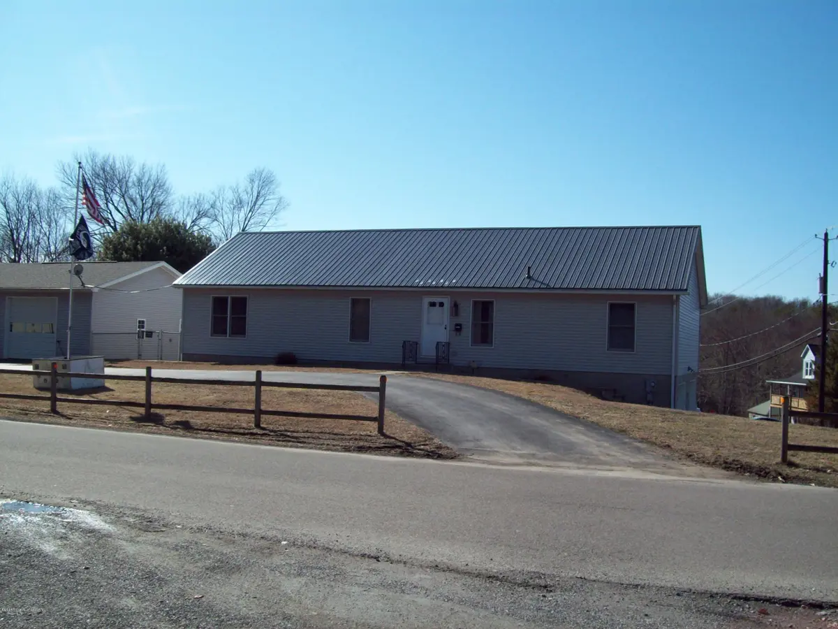 3 W Kirmar Avenue, Nanticoke in Nanticoke