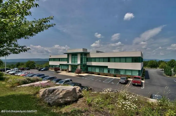 72 Glenmaura National Boulevard, Moosic in Moosic