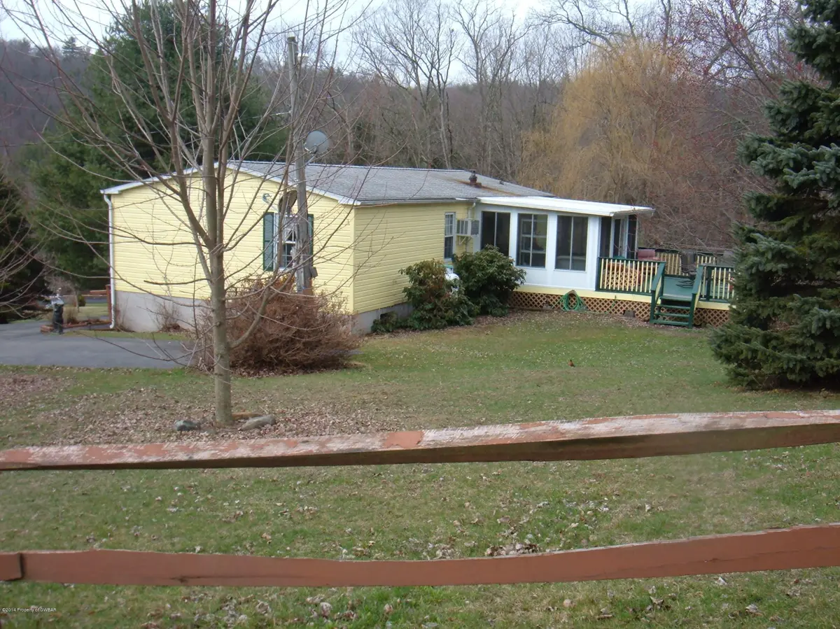 332 McKendree Road, Shickshinny in Shickshinny