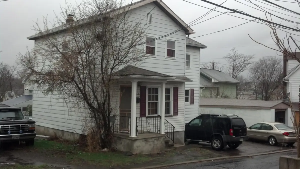 15 Bradford Street, Wilkes-Barre in Wilkes-Barre
