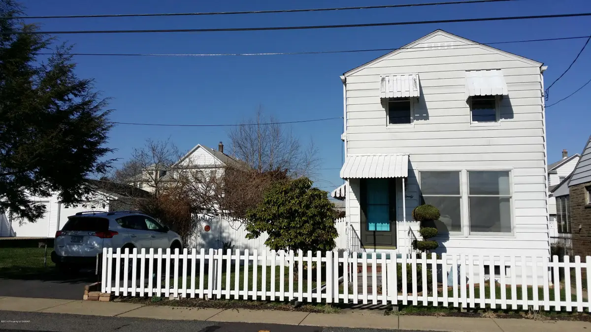90 Mras St., Plymouth in Plymouth