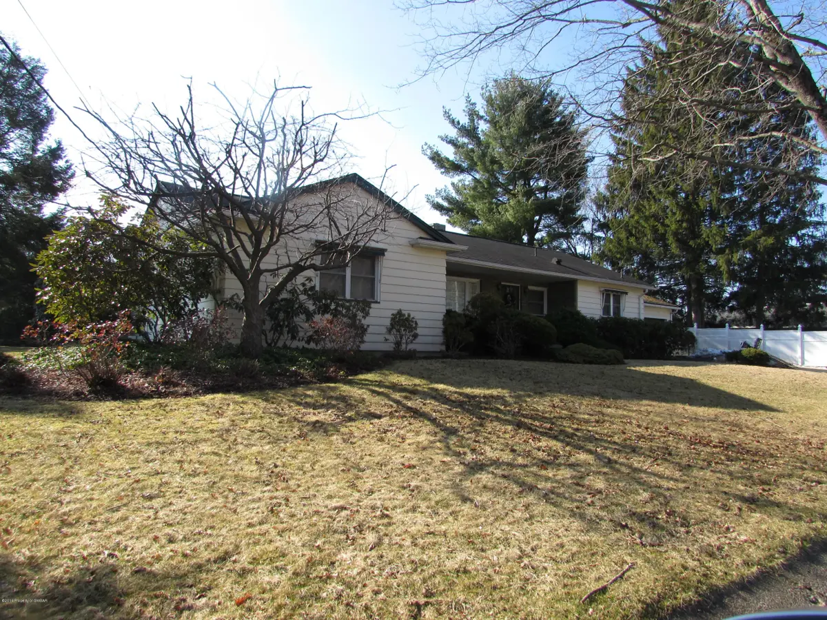 123 FRANGORMA Drive, Trucksville in Trucksville
