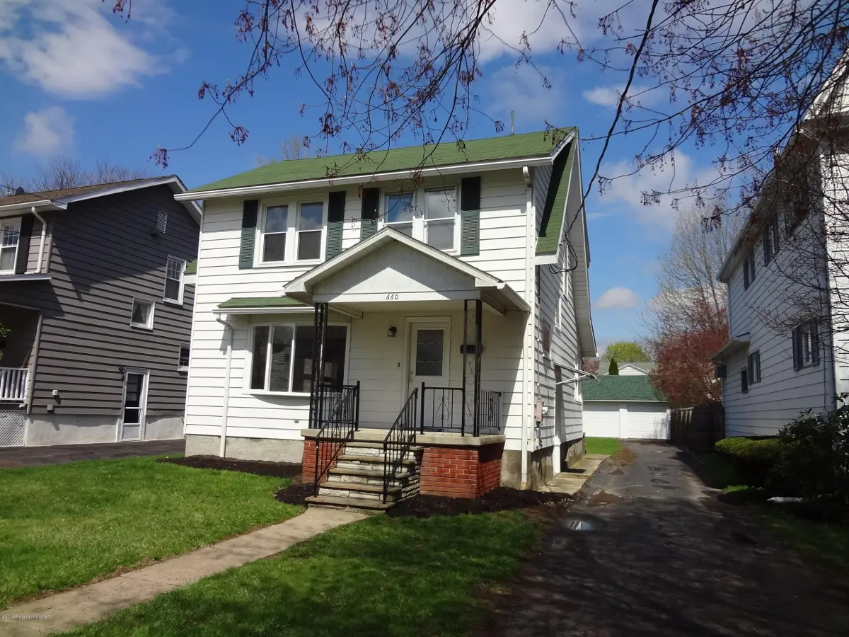 660 Warren Avenue, Kingston in Kingston