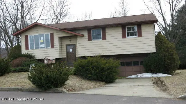 237 MOUNTAIN VIEW Drive, Nanticoke in Nanticoke