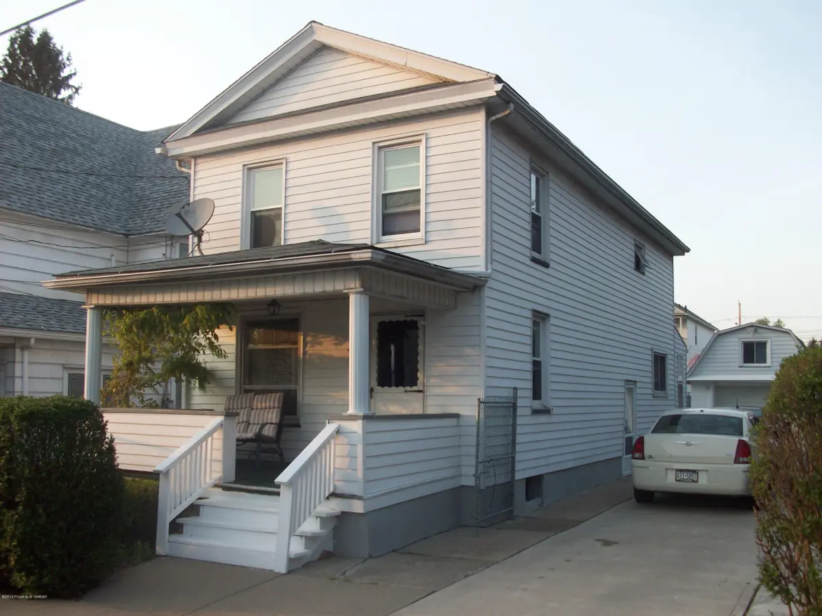 112 McLean Street, Wilkes-Barre in Wilkes-Barre
