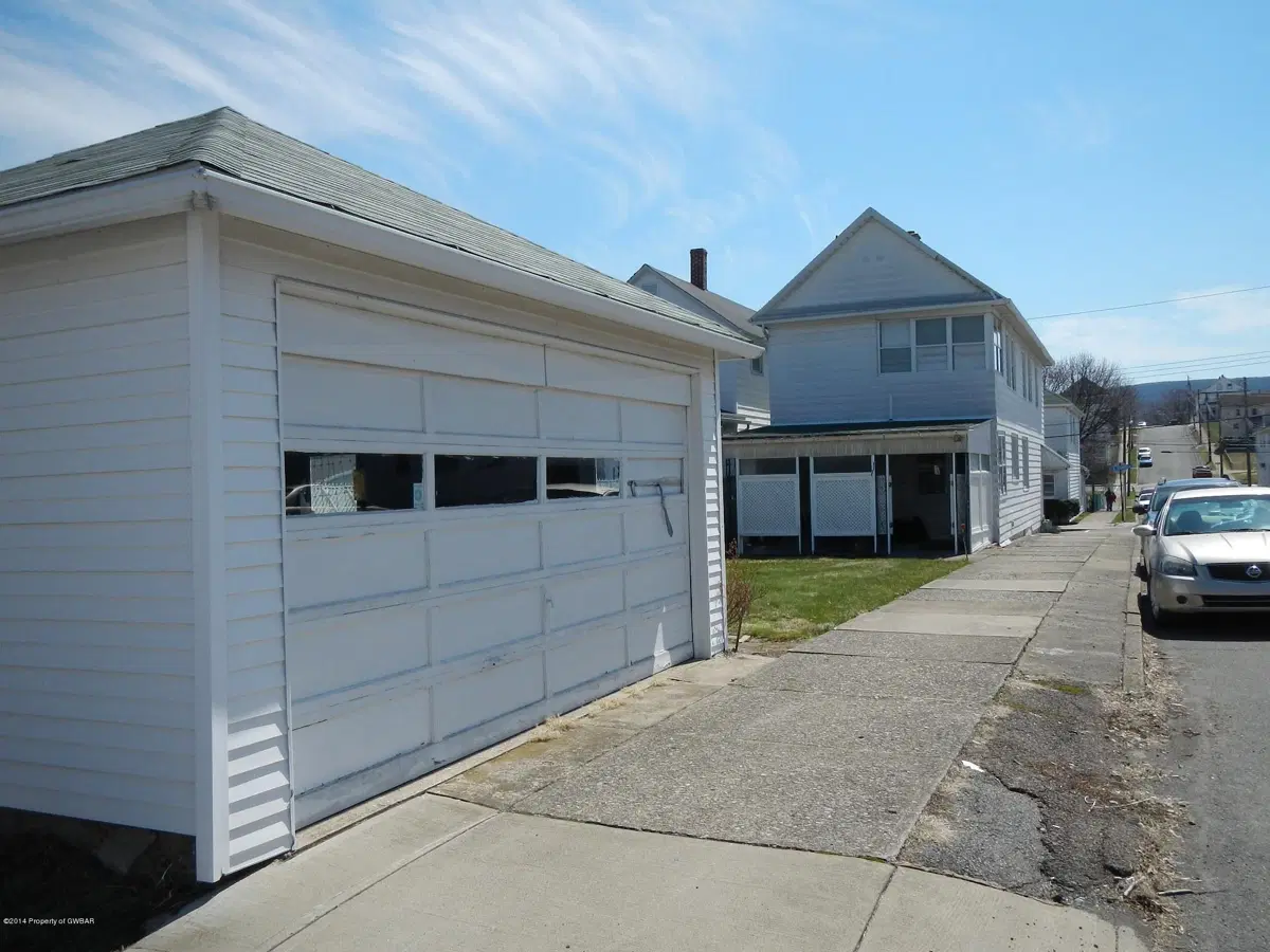 400 E GRAND Street, Nanticoke in Nanticoke