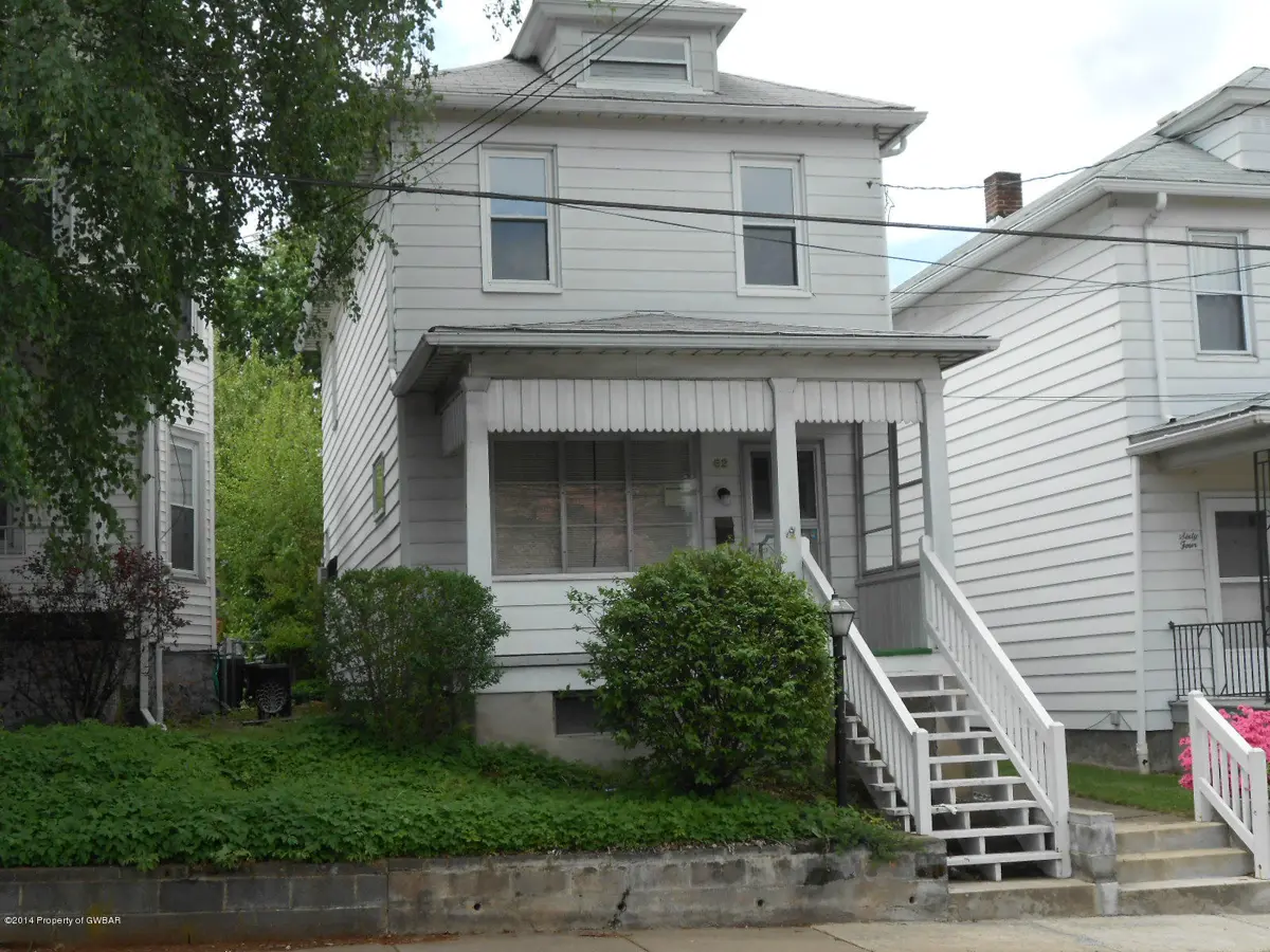 62 Division Street, Hanover Township in Hanover Township