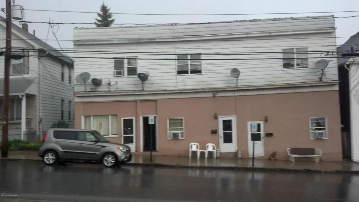 50 E CHESTNUT Street, Wilkes-Barre in Wilkes-Barre