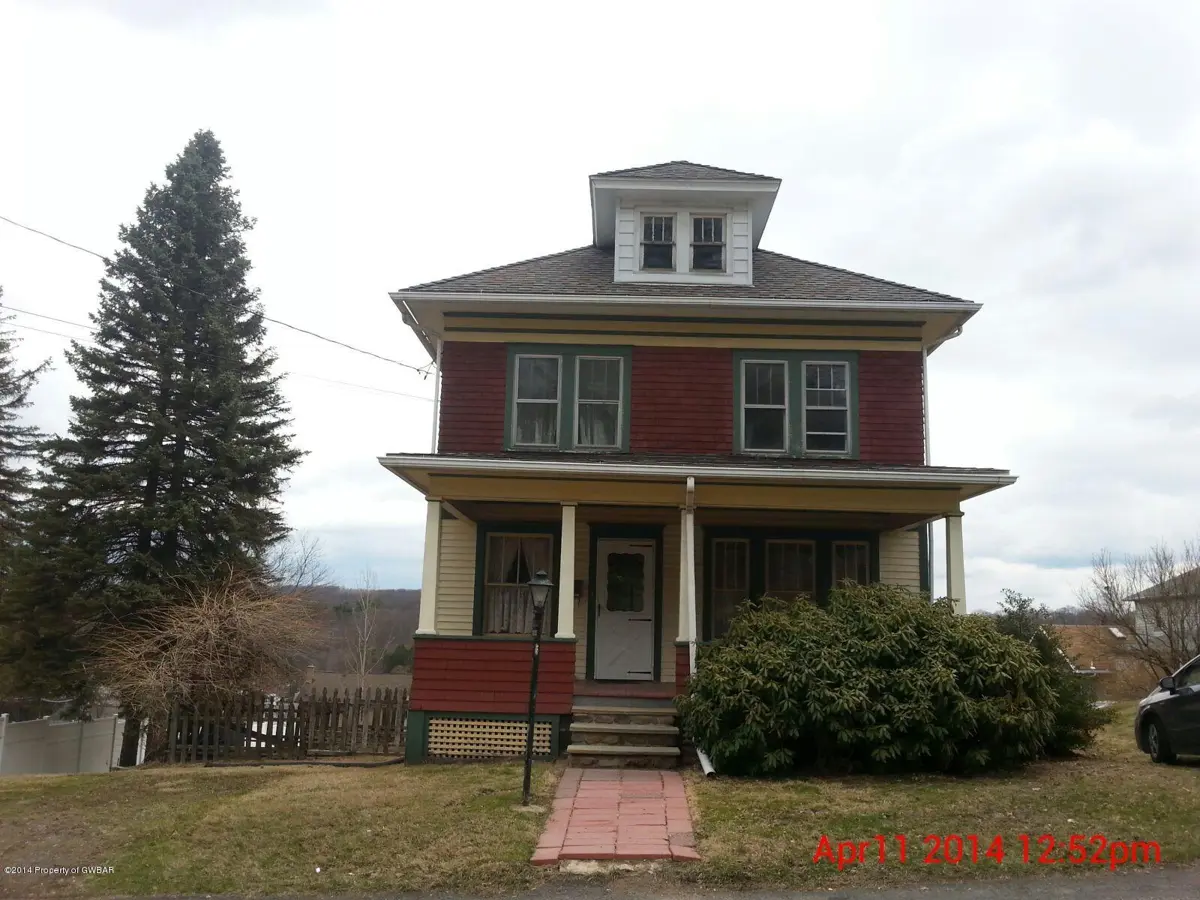 115 N PIONEER Avenue, Shavertown in Shavertown