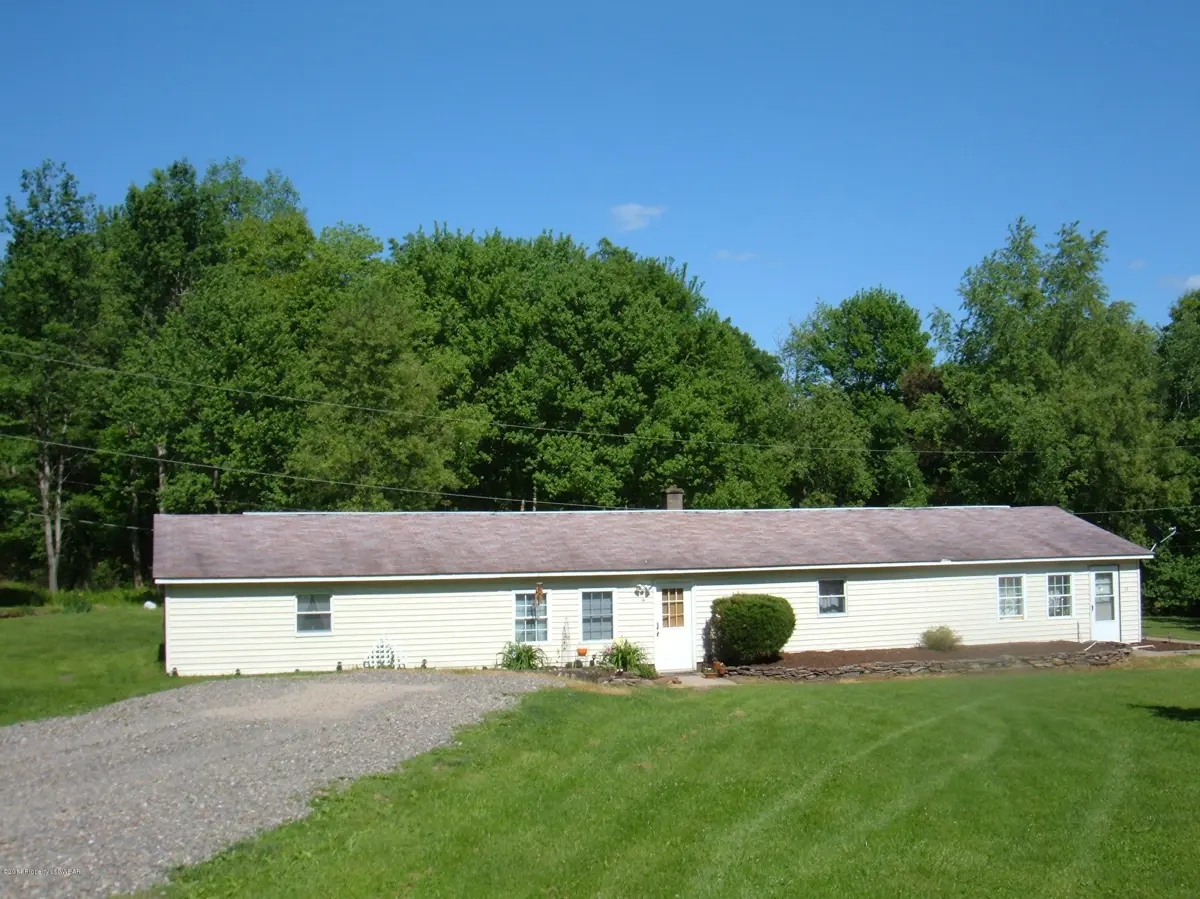 14-15 Willow Lane, Shickshinny in Shickshinny