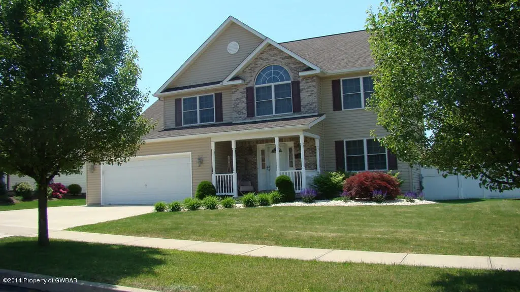 1023 Ledgeview Drive, West Pittston in West Pittston