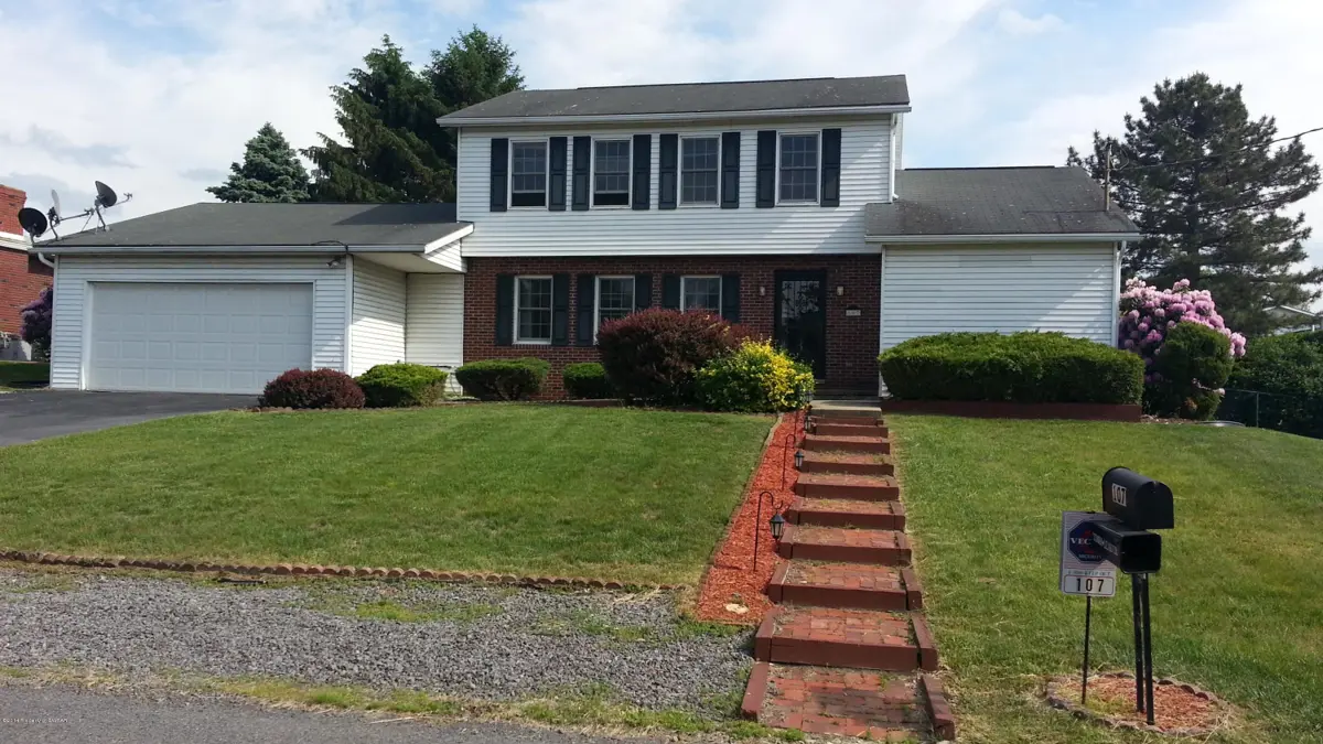 107 Cedarwood Drive, Laflin in Laflin