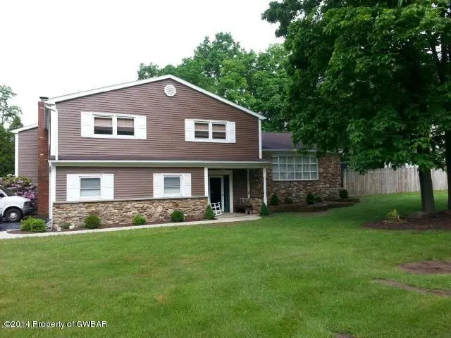 17 Pine Tree Road, Mountain Top in Mountain Top
