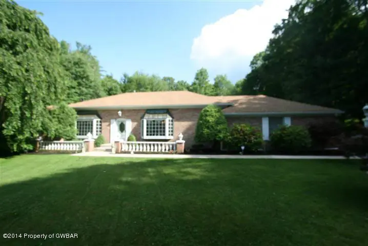 52 Kenilworth Road, Shavertown in Shavertown
