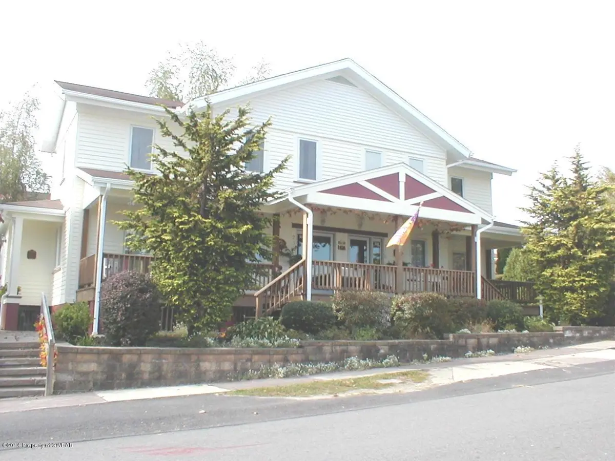 236 INMAN Avenue, Hanover Township in Hanover Township