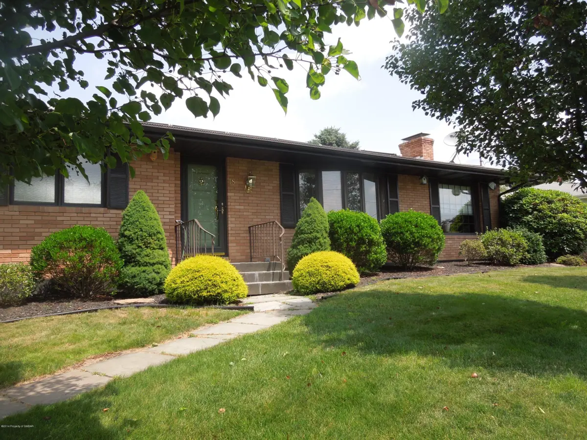 18 Windsor Drive, Dallas in Dallas