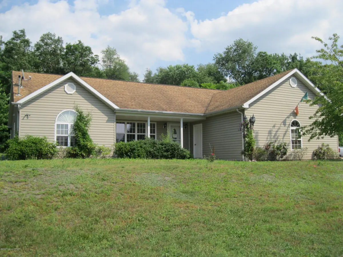 108 FRONT Street, Pittston in Pittston