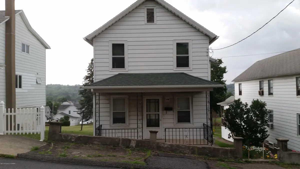 110 MCLEAN Street, Dupont in Dupont