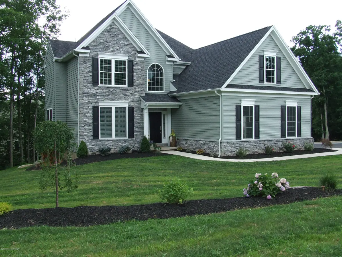 1224 Woodberry Drive, Mountain Top in Mountain Top