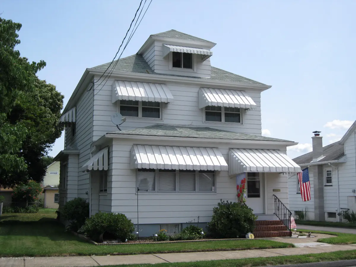 21 CLINTON Street, Swoyersville in Swoyersville