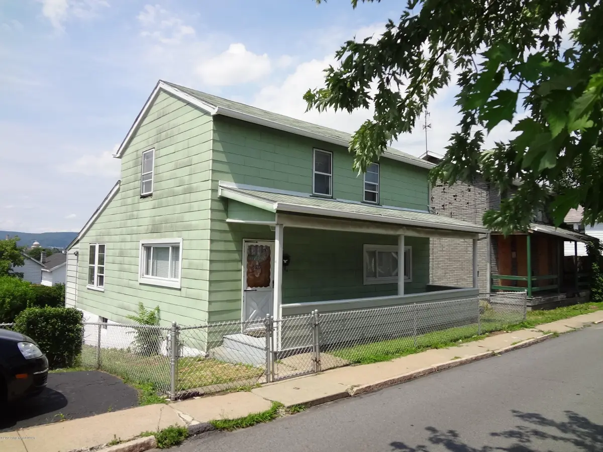 90 N Fulton Street, Wilkes-Barre in Wilkes-Barre