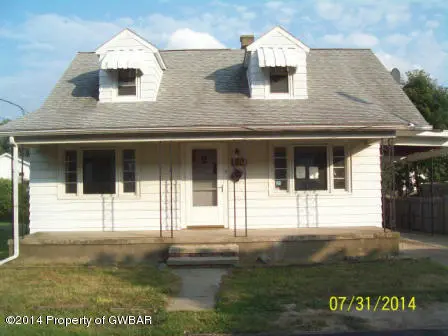 930 NARROW Street, West Wyoming in West Wyoming