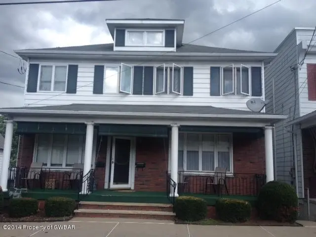 130 E COLUMBUS Avenue, Pittston in Pittston