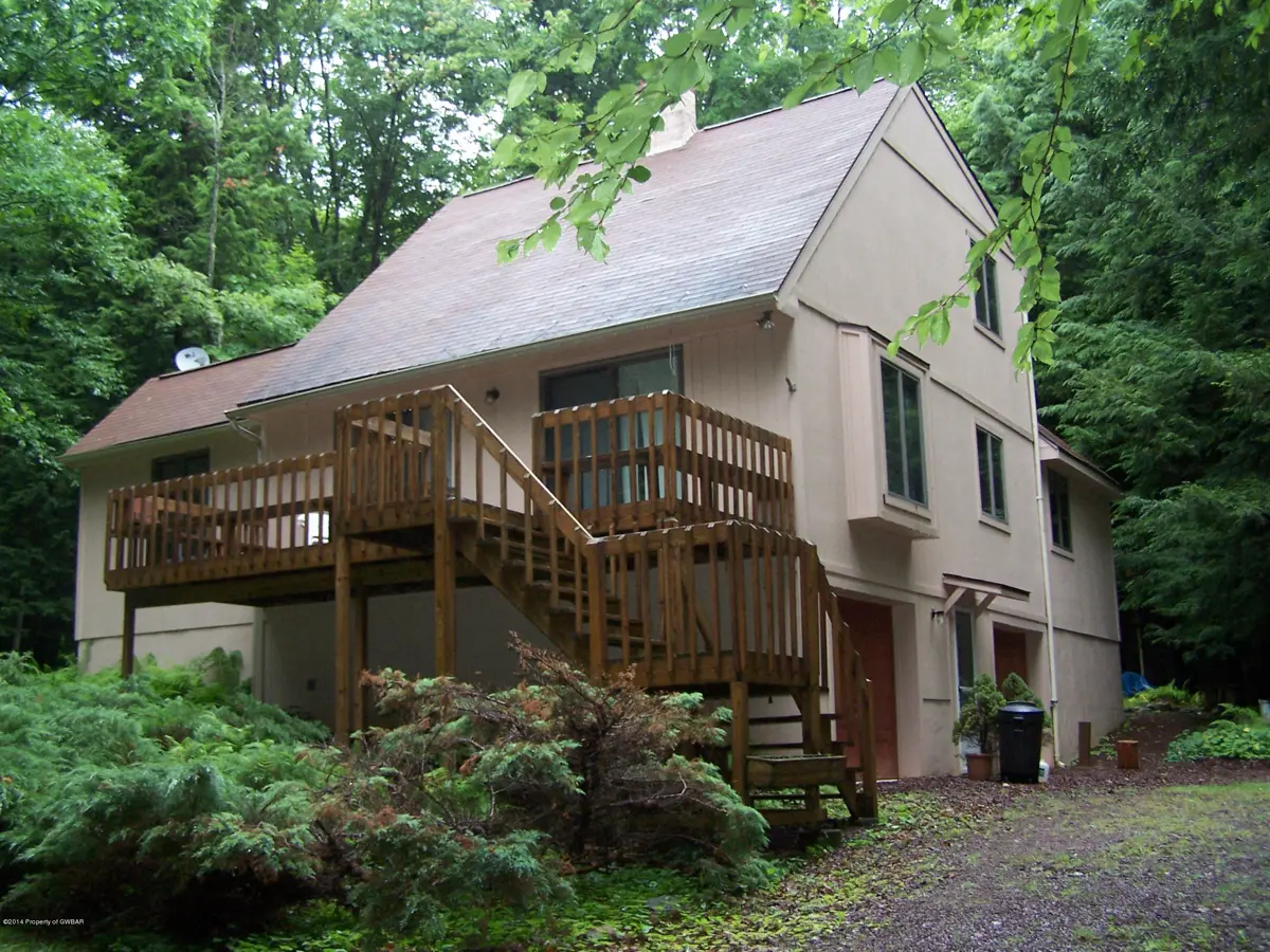 38 LEWIS DR CUL DE SAC, Bear Creek Village in Bear Creek Village
