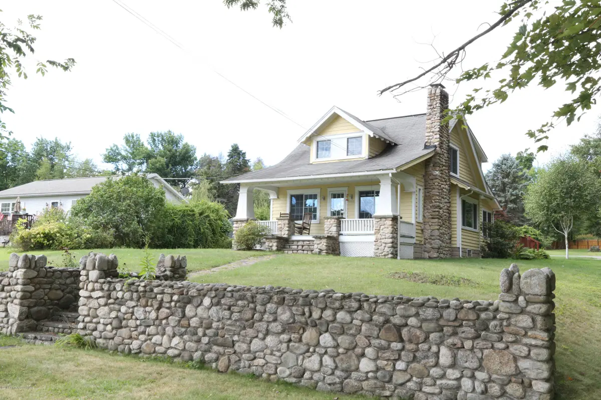 2157 LAKESIDE DR. ( POLE 192 ), Harveys Lake in Harveys Lake