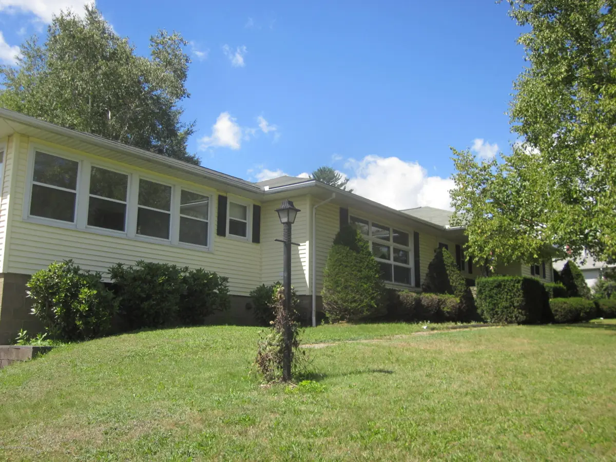 970 Blue Ridge Trail, Wapwallopen in Wapwallopen