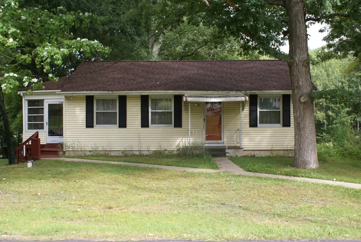 589 ALBERDEEN Road, Mountain Top in Mountain Top
