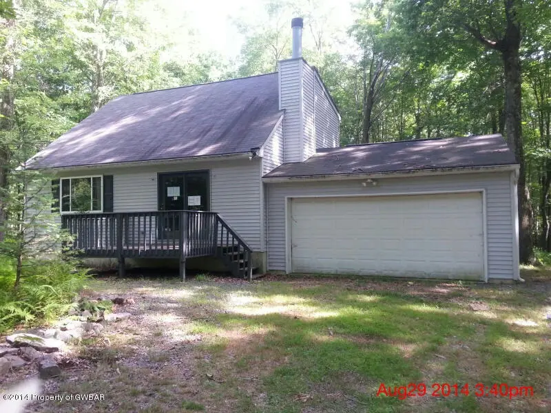 11 HOLLYBERRY Lane, Jim Thorpe in Jim Thorpe